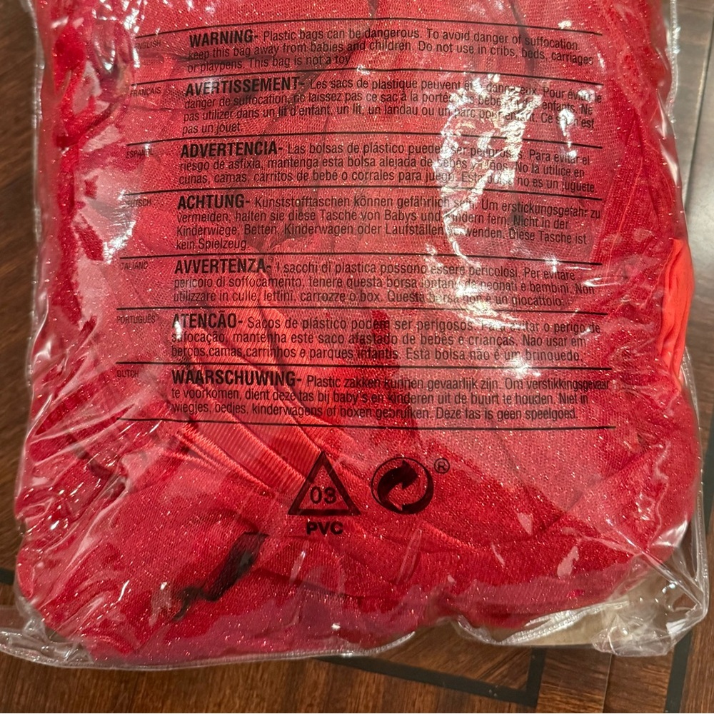 Lydia - Beetlejuice Red Wedding Dress Halloween Costume Size Medium - Picture 8 of 8